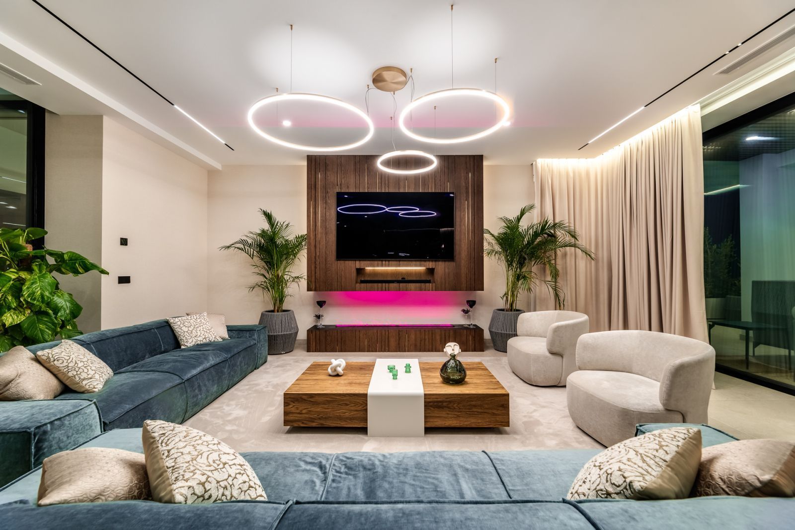 04 modern living room