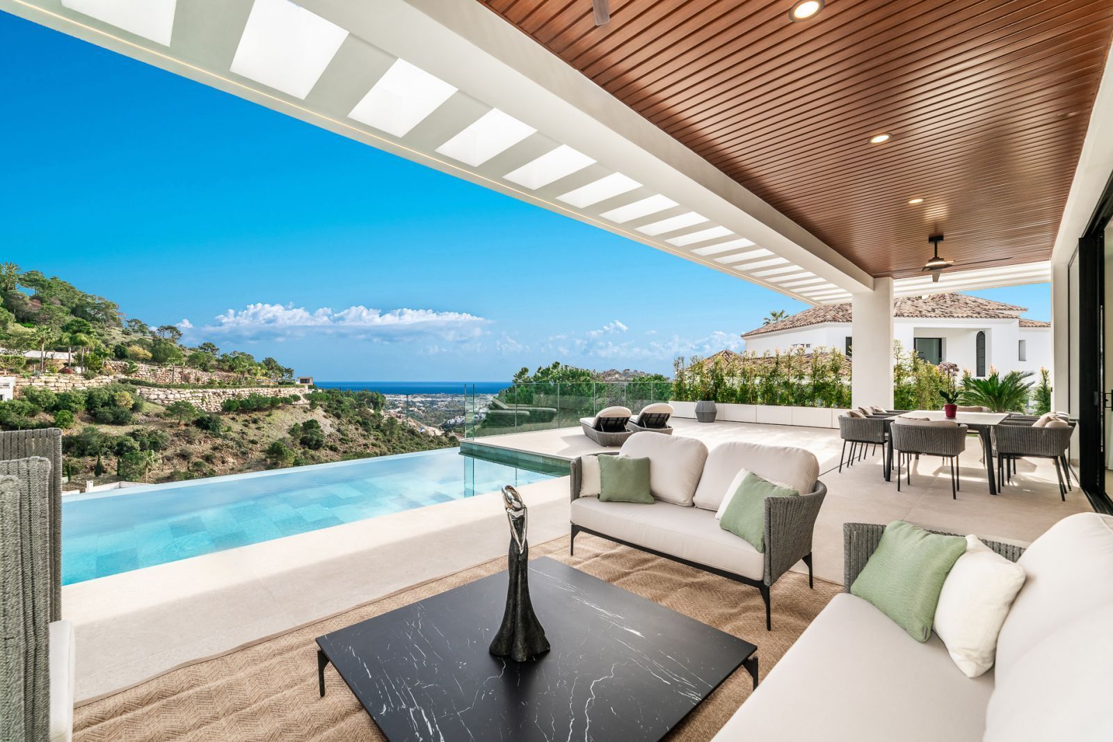 05 luxury living room terrace
