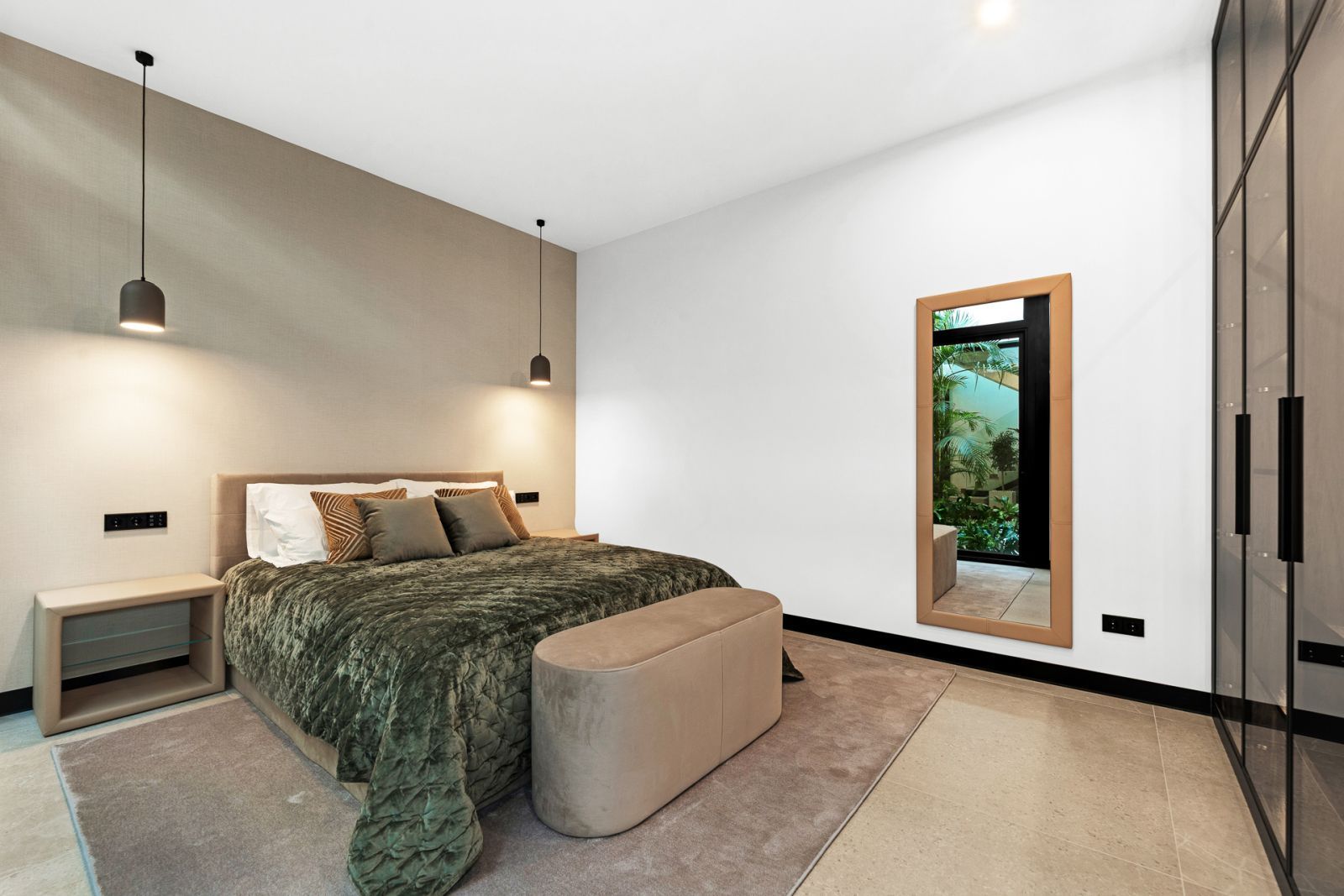 07 modern bedroom with garden view
